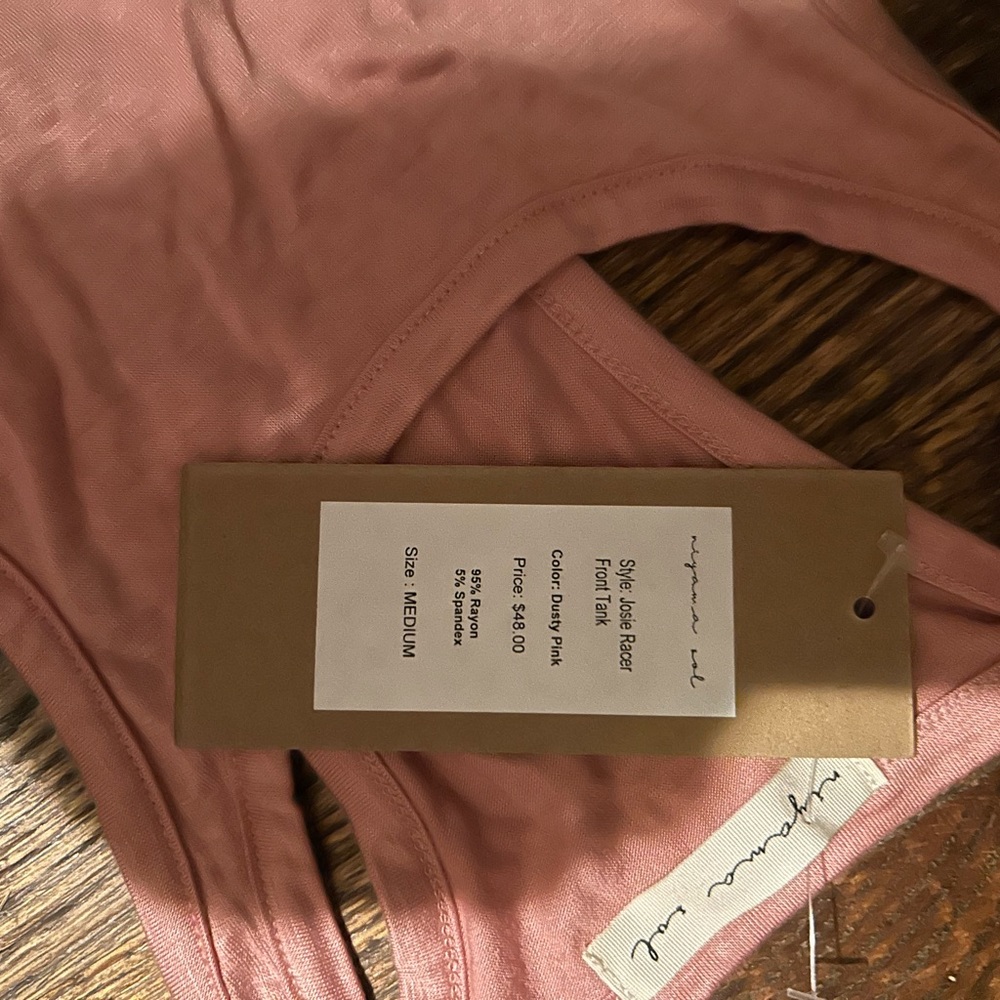 Niyama Sol Tank NWT - Picture 2 of 2